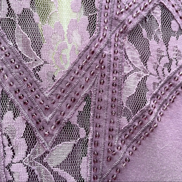 Lace Detail Tunic Top - Picture 2 of 4